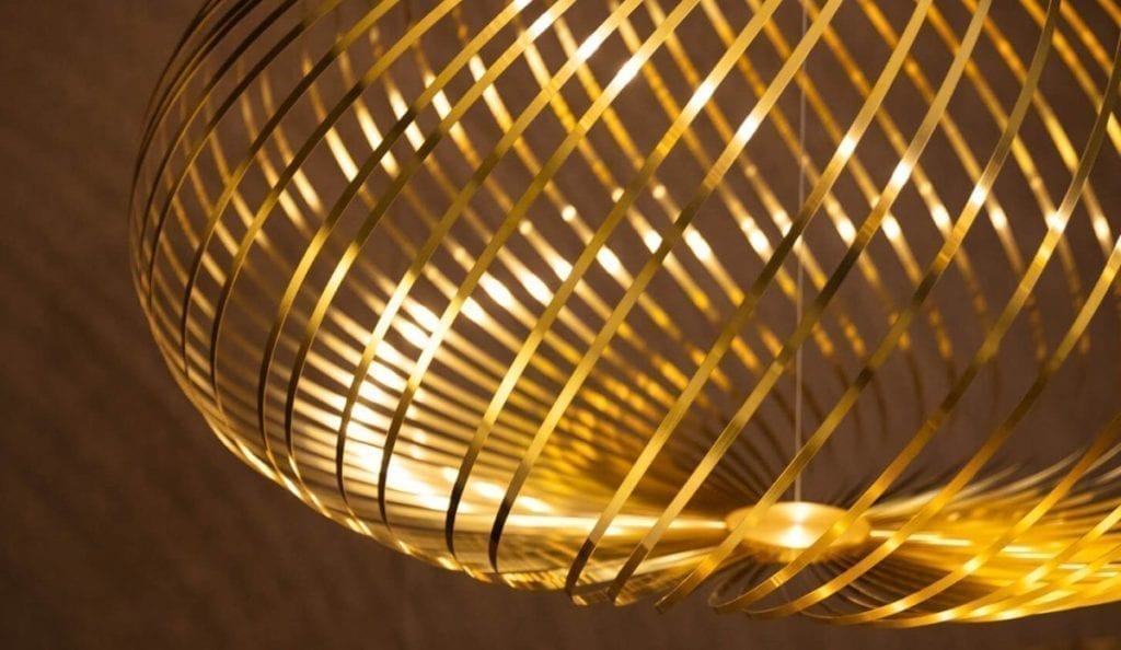Spring taklampe fra Tom Dixon