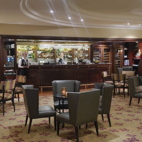 Belysning i barområde på Hotel Continental